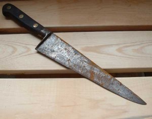 rust-on-kitchen-knife